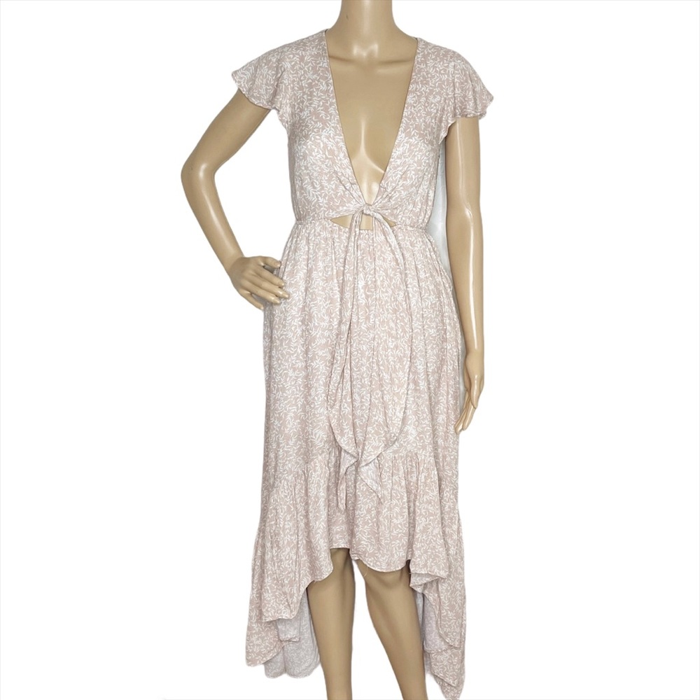Vici High-Low Floral Tie-Front Dress in Light Blush